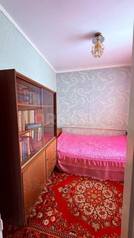 Продаю 3-х комнатную квартиру( маломерка), общей площадью 42 кв. - Орск