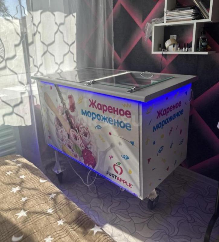 Продам морозильный аппарат для жареного (тайского) мороженого JUST APPLE. - Орск