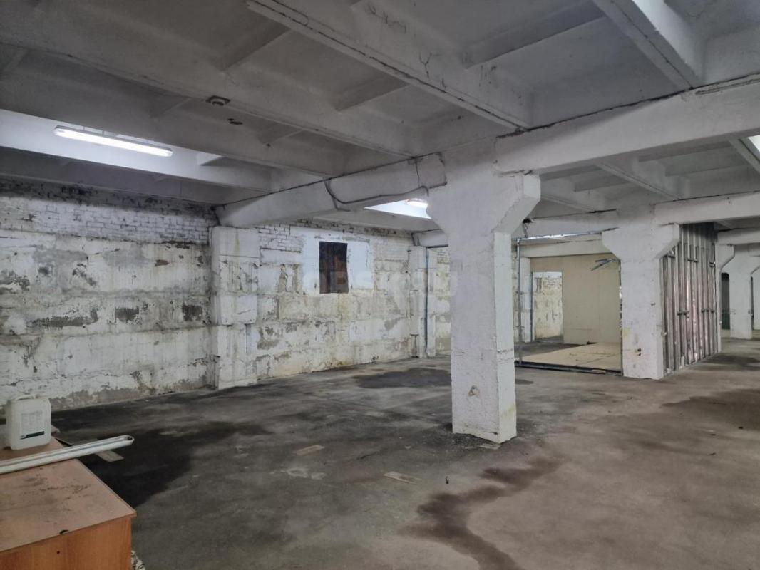 Сдам склад ЖБ 815 кв. - Орск