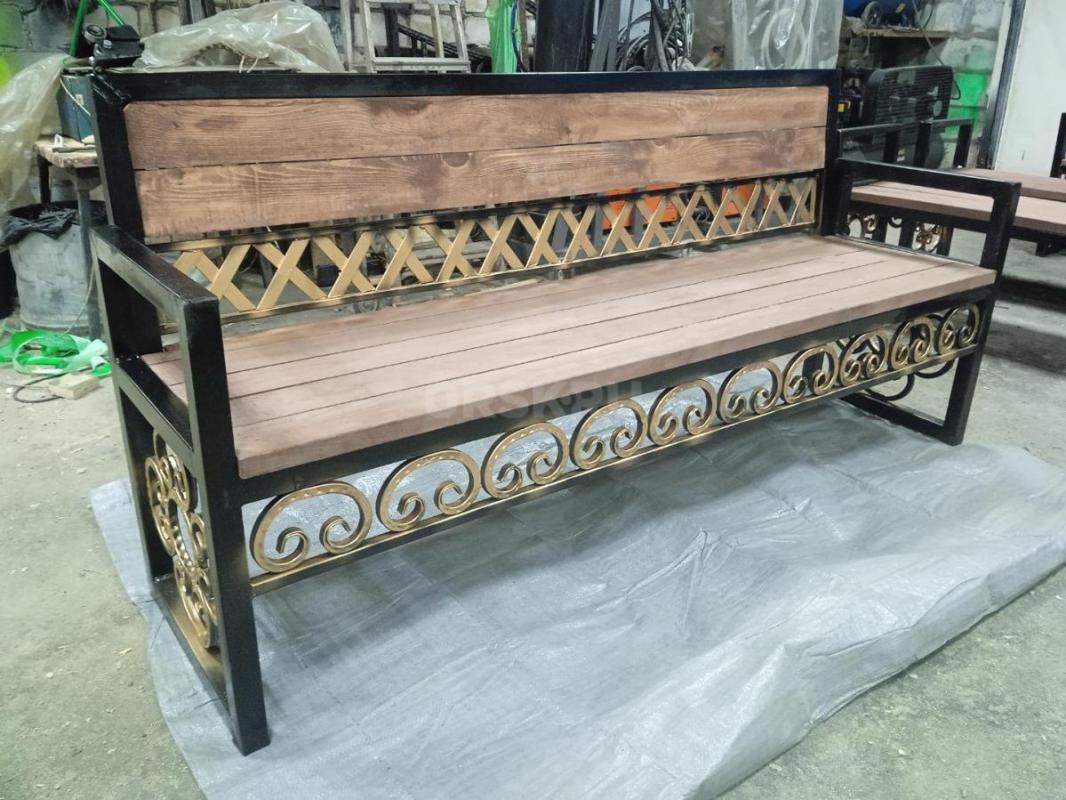 мастер старт реализует качественную мебель  по низким ценам
лавочки  от 3200
скамья от 5300
стуль - Орск