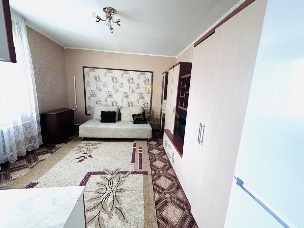 Продается чистая, ухоженная комната. - Оренбург