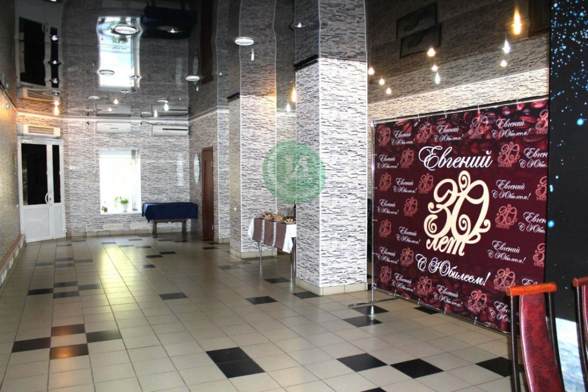 Продам нежилое помещение в котором расположен банкетные залы &laquo;Товиус&raquo;, город Орс - Орск