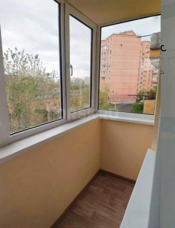 Продаётся уютная 3-комнатная, меблированная квартира в востребованном районе города с капитальным ре - Орск