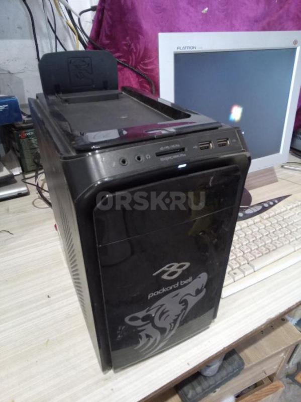 Продам компактный 4 ядерный системный блок и беспроводную мышь отдам в подарок
Xeon E5420 2.50GHz, - Орск