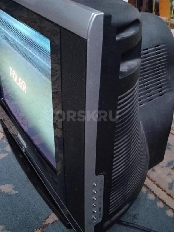 Телевизор б/у (не знаю что с ним)
Работал хорошо, после переезда - экран или включается или как на - Орск