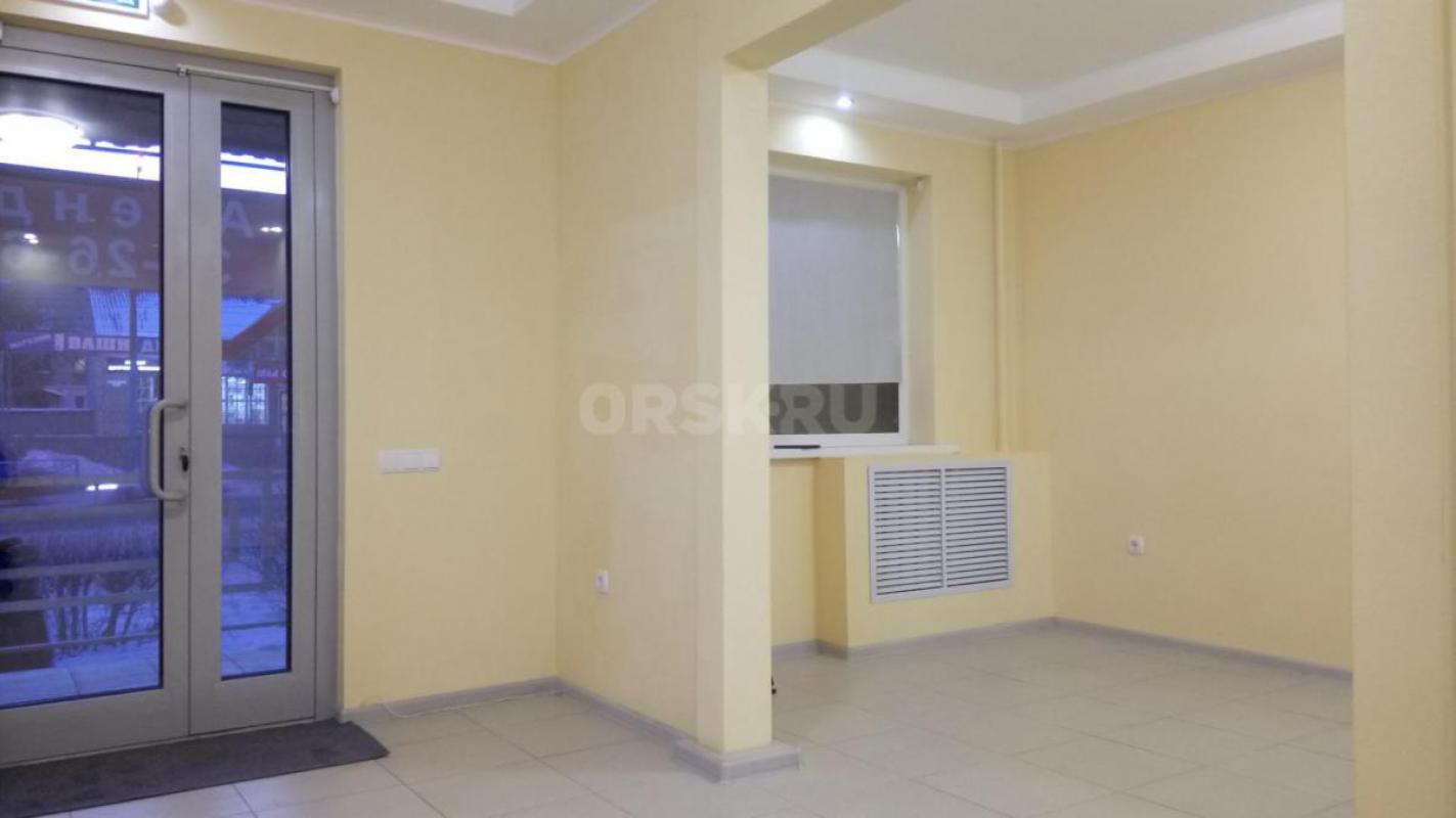 Сдам в аренду помещение в центре, 45 кв. - Орск