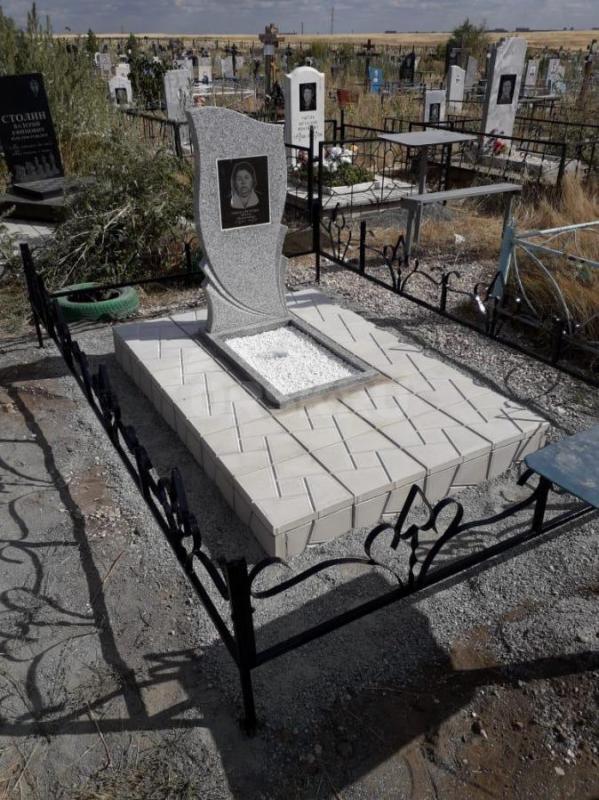 Памятники на могилу из гранита,а также благоустройство захоронений по САМЫМ НИЗКИМ ЦЕНАМ В ГОРОДЕ!!! - Орск
