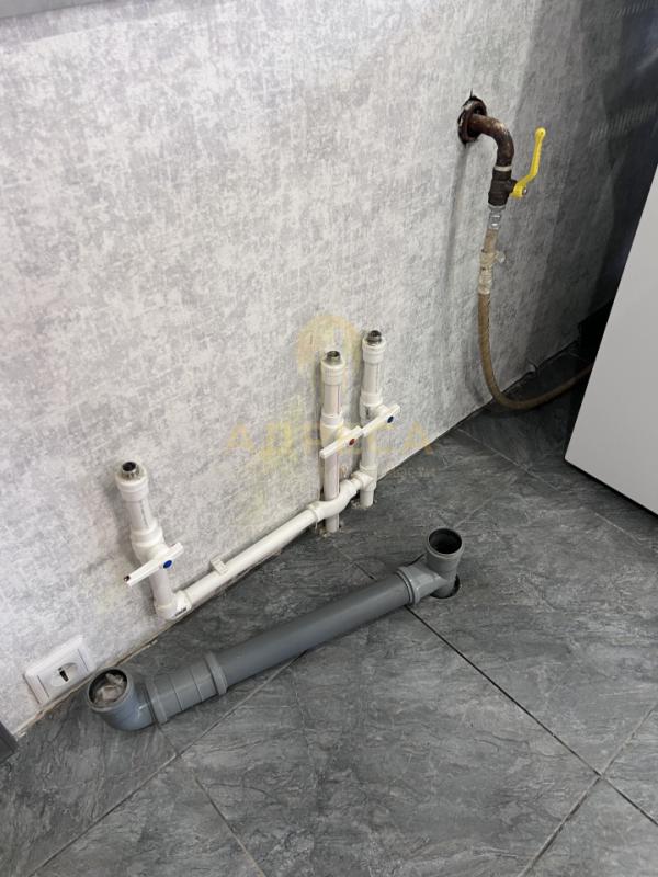 Продаётся просторный и надёжный дом для большой семьи в поселке Ленина ( Заречье) со всей необходимо - Ленина