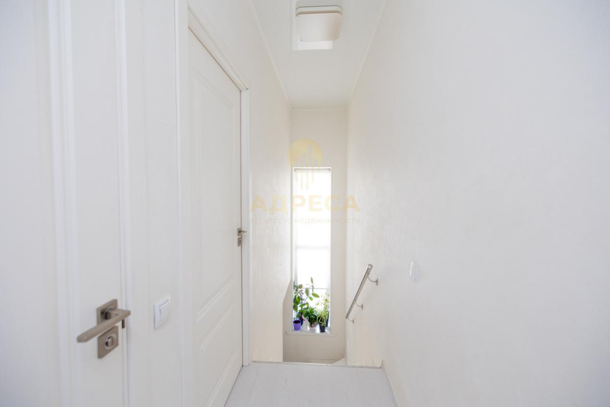 Продается таунхаус в п. - Весенний