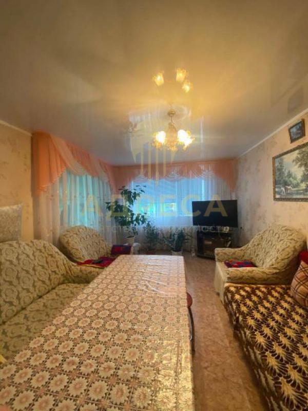 В продаже дом расположенный в живописном уголке природы, всего 30 км. - Оренбург