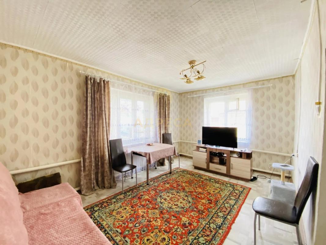 Продается 4 комнатная квартира площадью 64 кв. - Красный Коммунар