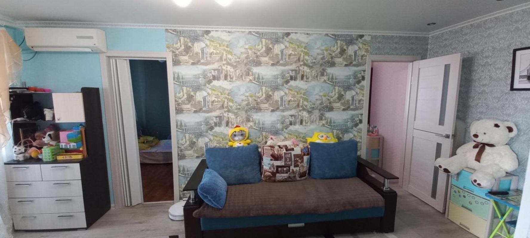 Продается уютная трехкомнатная квартира в центре города. - Орск