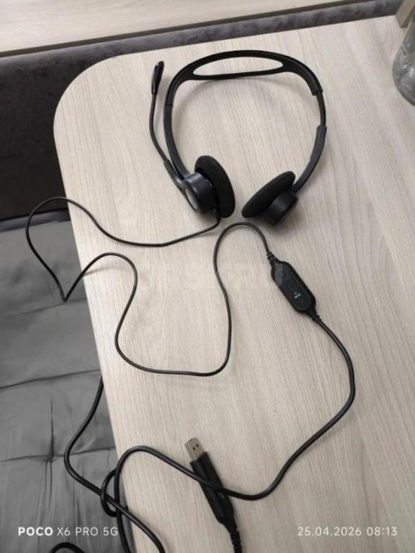 Продам USB гарнитуру Logitech 960 в отличном состоянии , чистое акустическое  звучание ,микрофон раб - Орск