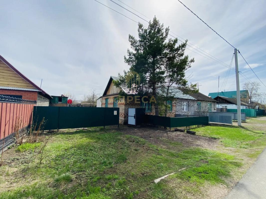 Продается 4 комнатная квартира площадью 64 кв. - Красный Коммунар