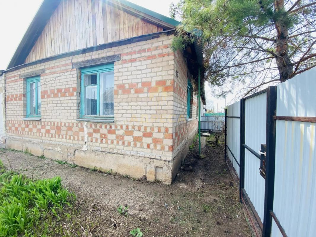 Продается 4 комнатная квартира площадью 64 кв. - Красный Коммунар