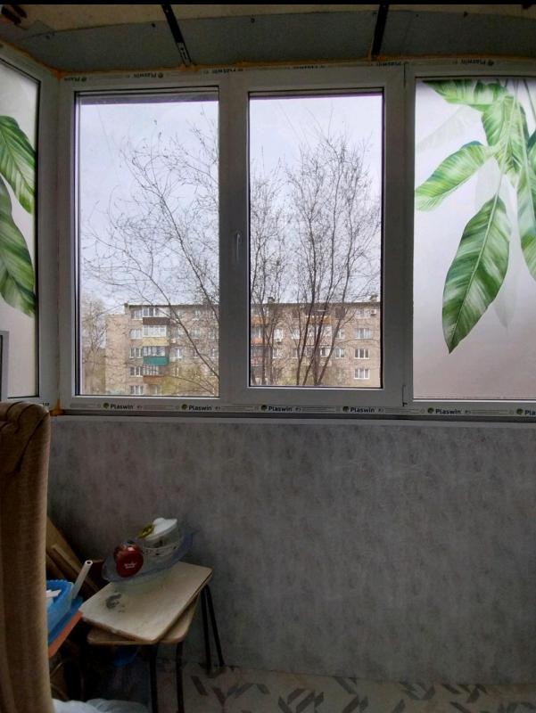 Продается 1-комнатная квартира  с евроремонтом по адресу:  г. - Новотроицк