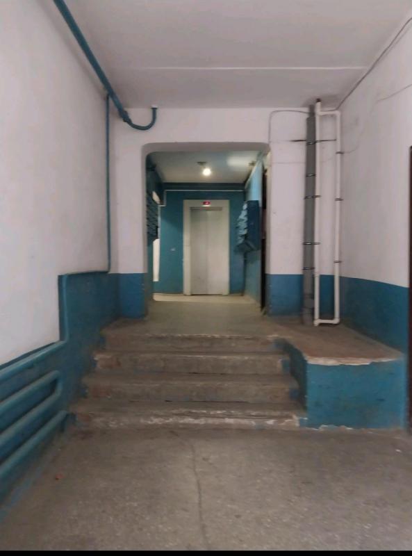 Продается 1-комнатная квартира  с евроремонтом по адресу:  г. - Новотроицк