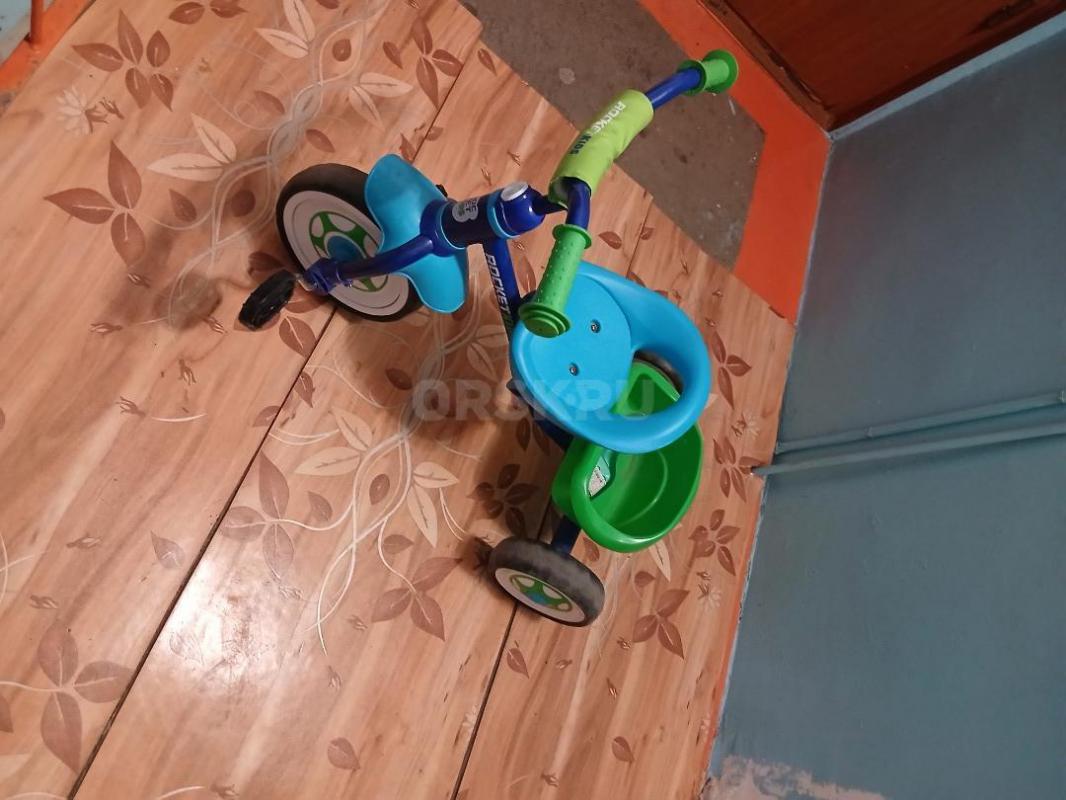 Продам трёхколёсный детский велосипед. - Орск