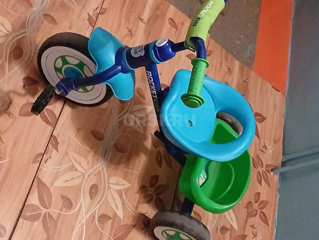 Продам трёхколёсный детский велосипед. - Орск