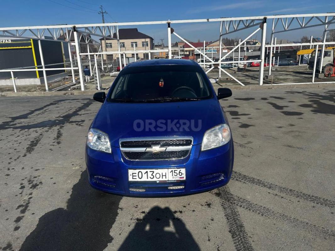 Продам отличную машину на отличном ходу двигатель коробка  , ходовая на 5из5 не гремит не трещит не - Орск