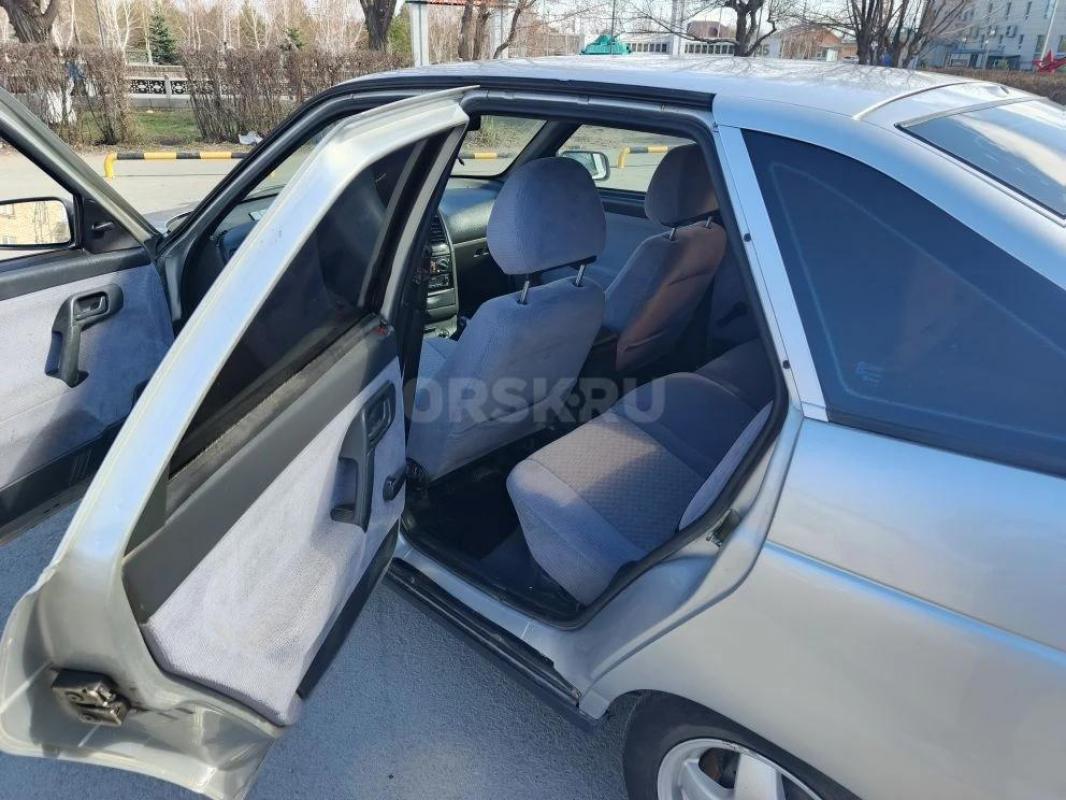 Продам в отличном состоянии, Стекла все заводские, днище, лонжероны, стаканы, карманы - без ржавчины - Новоорск