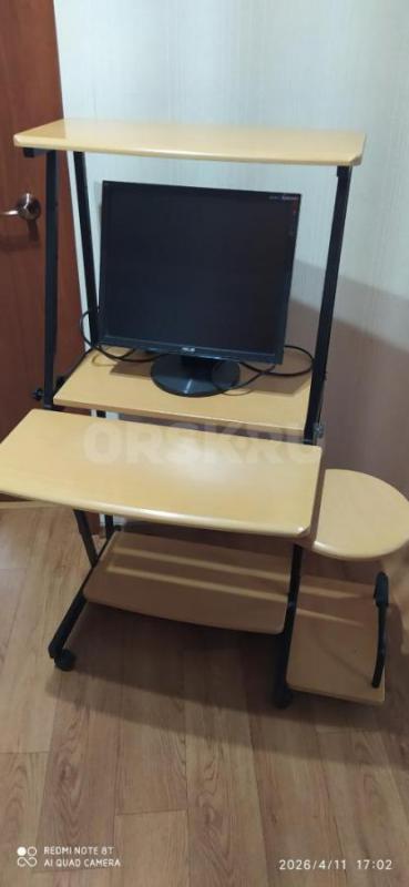 продаю компьюторный стол, состояние хорошее. - Орск