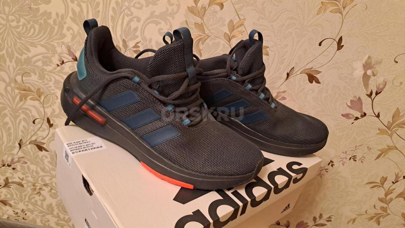 Кроссовки Адидас. - Орск