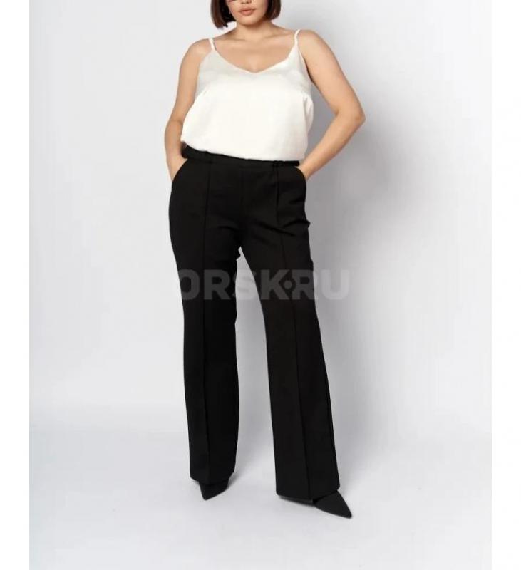 Продам новые: женские брюки, размеры от 54 до 60 включительно, новые стильные джинсы с напылением ( - Орск