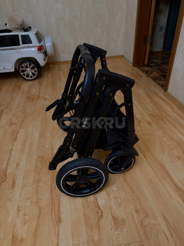 Продам коляску-люльку 2в1 от 0-3 лет 
Использовалась один сезон 
В отличном и чистом состоянии, вс - Орск