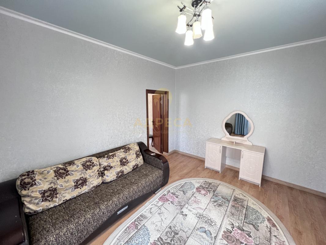 Продаётся просторный и надёжный дом для большой семьи в поселке Ленина ( Заречье) со всей необходимо - Ленина