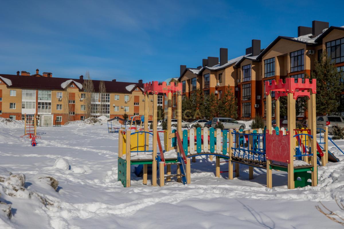 КВAРТИPA C РЕМОHТOМ, C МЕБEЛЬЮ И TЕХHИKOЙ. - Пригородный