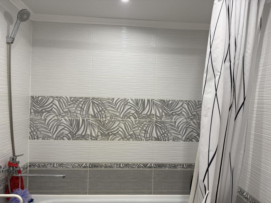 Ориентировочно с 15 мая сдается однокомнатная квартира улучшенной планировки с новым евроремонтом, в - Новотроицк