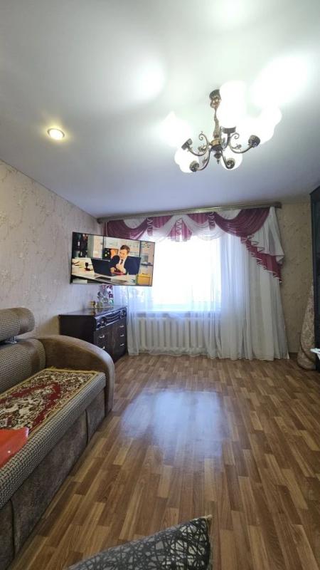 ‎‎🏢 Продам шикарную квартиру на Зеленой, 16! 🏢
‎
‎💎 Кирпичный дом, комфортный 4 этаж.
‎💎 Раздельные - Новотроицк