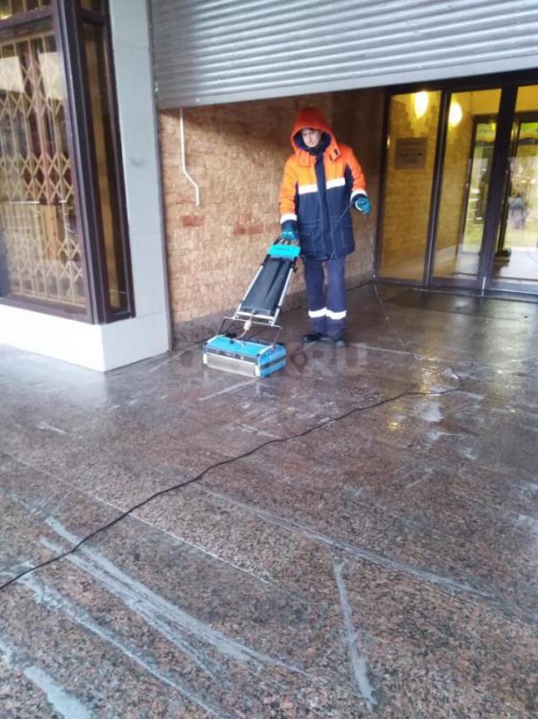 МОЙКА ФАСАДОВ, ВИТРИН, ПОСЛЕСТРОИТЕЛЬНАЯ УБОРКА ПОМЕЩЕНИЙ, ОЧИСТКА НАПОЛЬНОГО ПОКРЫТИЯ ОТ ЦЕМЕНТНЫХ - Орск