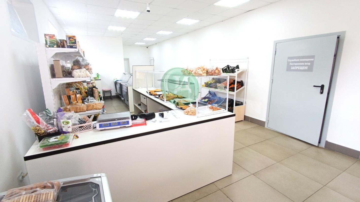 Продам магазин-пекарню в Адамовке на улице Советская д.97. - Адамовка