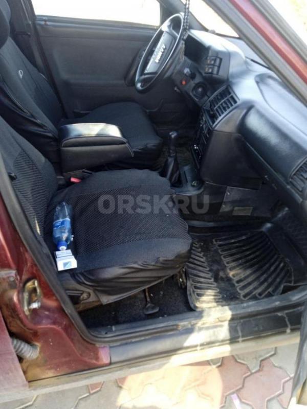 Продам двенашку 2004 года дно пороги целые рыжики есть но не ржавая один нюанс машина на вечной реги - Орск