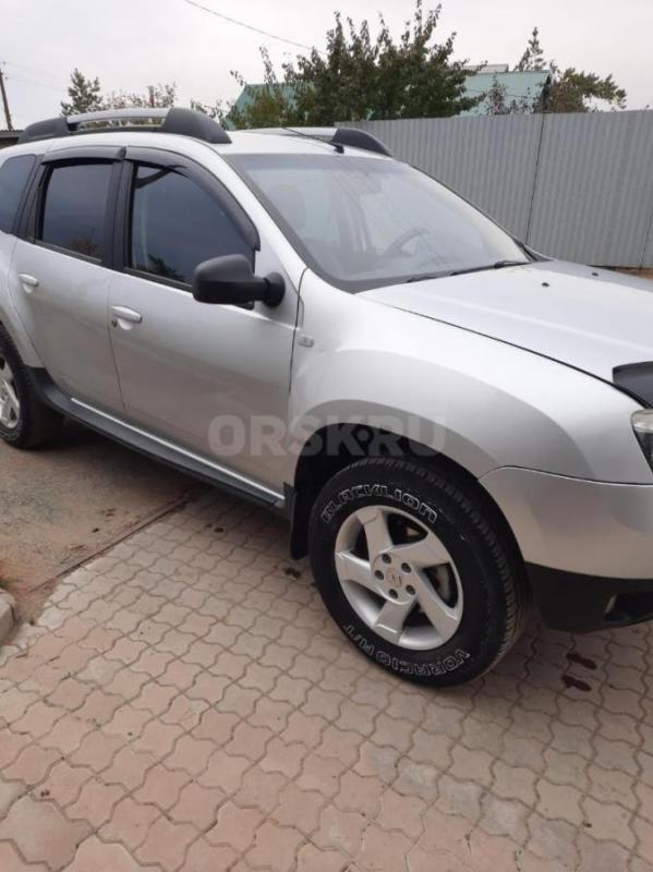 Продам  Renault Duster,в хорошем состоянии,  от владельца, не бит, не крашен, автозапуск, газ оформл - Орск