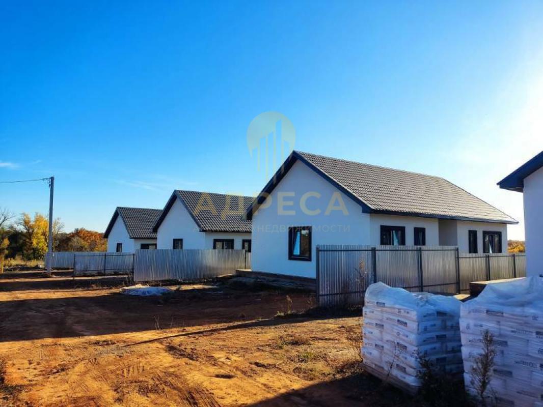 Предлагаем Вашему вниманию готовый дом с интересным дизайном в п. - Соловьевка