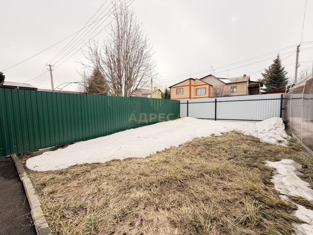 Продаётся дом для большой семьи в поселке Павловка, со всей необходимой инфраструктурой для комфортн - Павловка