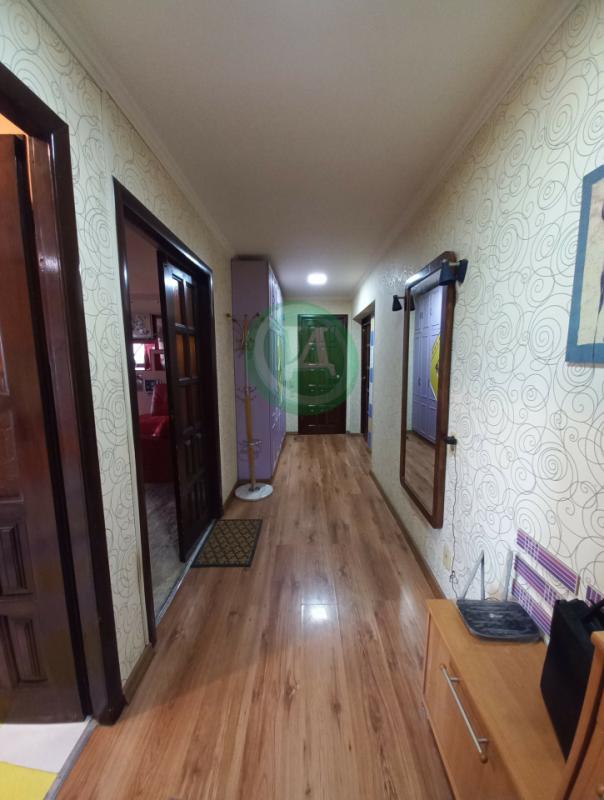 Продам 3-х комнатную квартиру по адресу: ул. - Орск