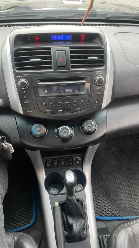 Продается LIFAN X60 2013 года

в хорошем внешнем и техническом состоянии,

ходовая перебрана, по ход - Новотроицк