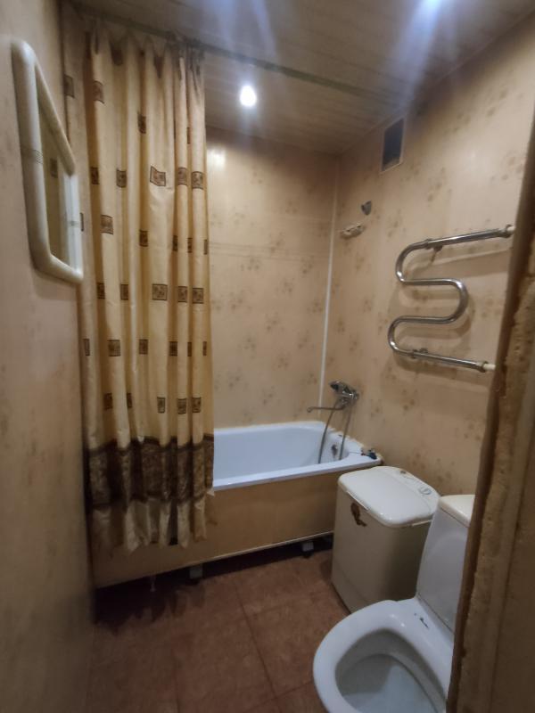 Продаётся уютная однокомнатная квартира площадью 31 квадратный метр, расположенная на Советской улиц - Новотроицк