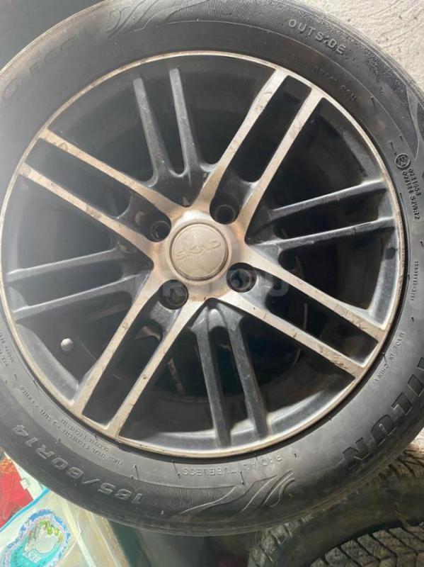 Диски на ваз 4:98 14р
Без торга
Резина на выброс - Орск