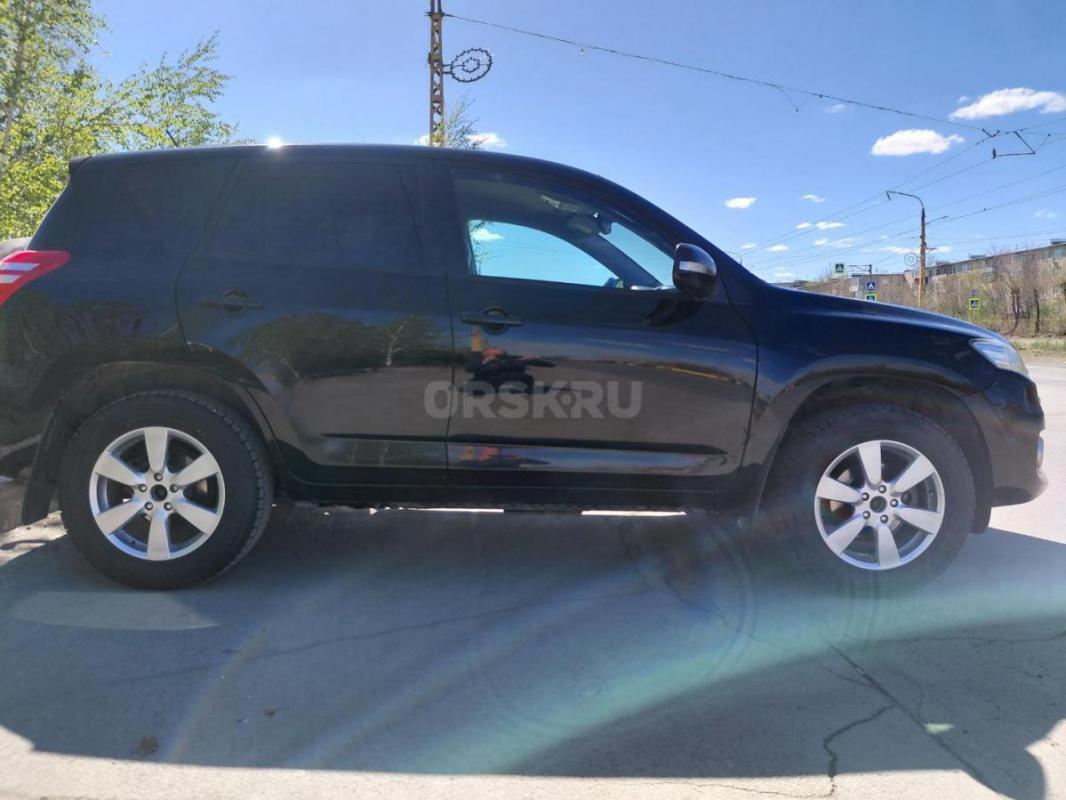 Продам Тойота Рав 4 в отличном техническом состоянии , без вложений , предмаксимальная комплектация - Орск