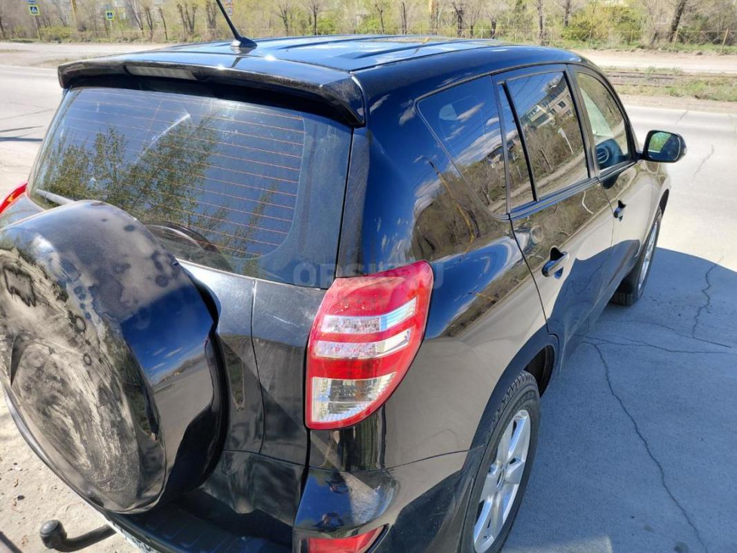 Продам Тойота Рав 4 в отличном техническом состоянии , без вложений , предмаксимальная комплектация - Орск