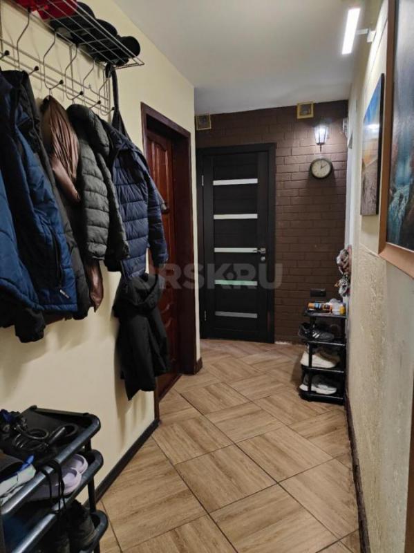 Продам уютную светлую 4-хкомнатную квартиру в центре города. - Орск