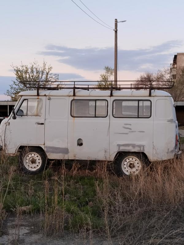 Продам УАЗ буханка на запчасти,все вопросы по телефону. - Орск