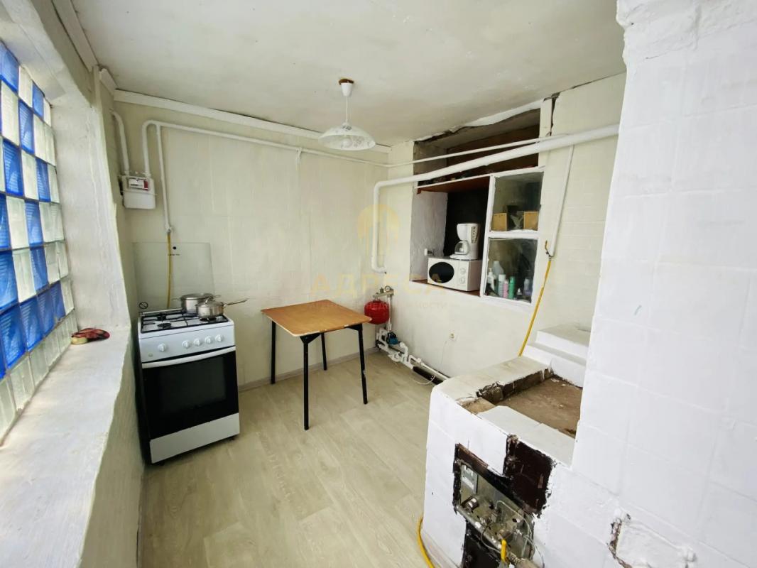 Продается 4 комнатная квартира площадью 64 кв. - Красный Коммунар