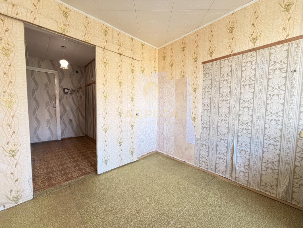 Продаётся тёплая, просторная 2- комнатная квартира по адресу ул. - Оренбург