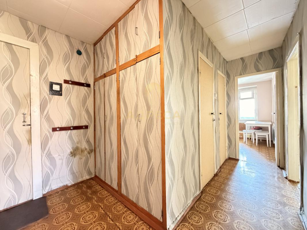 Продаётся тёплая, просторная 2- комнатная квартира по адресу ул. - Оренбург